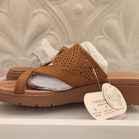 BareTraps BRETT Women's Sandals. Caramel. NIB. Size 10 - Picture 8 of 11